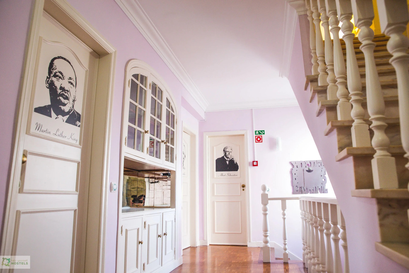 Help Yourself Hostels Carcavelos Coast