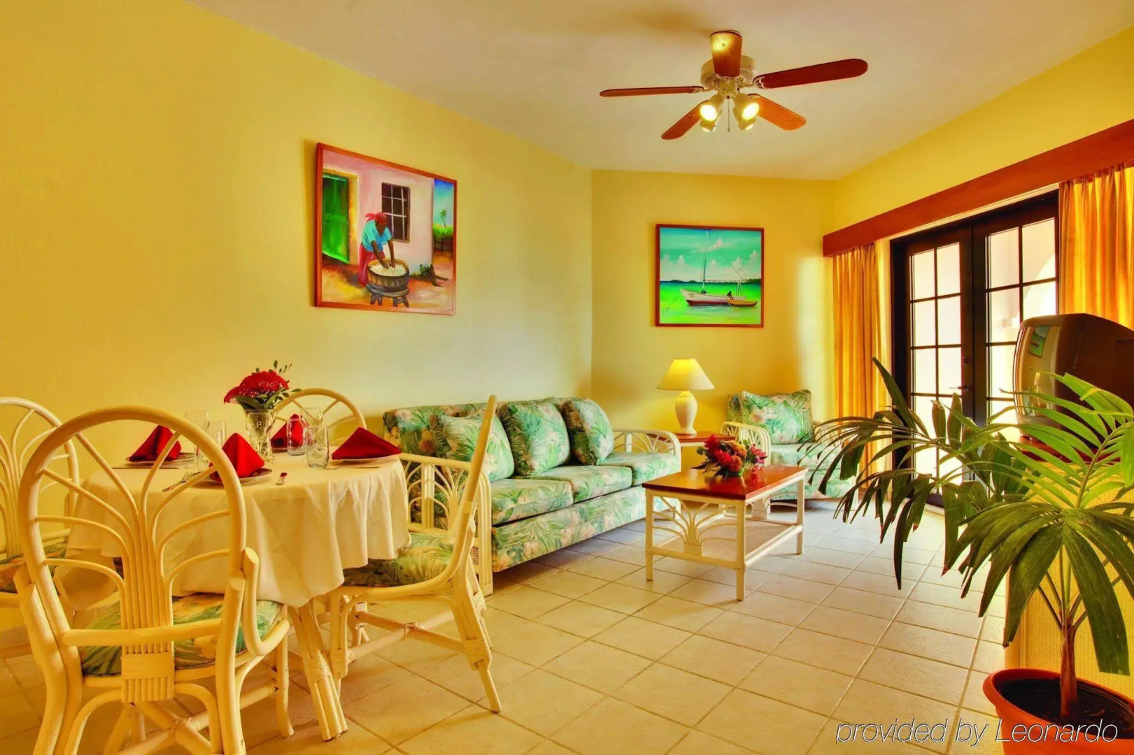 Sunbreeze Suites