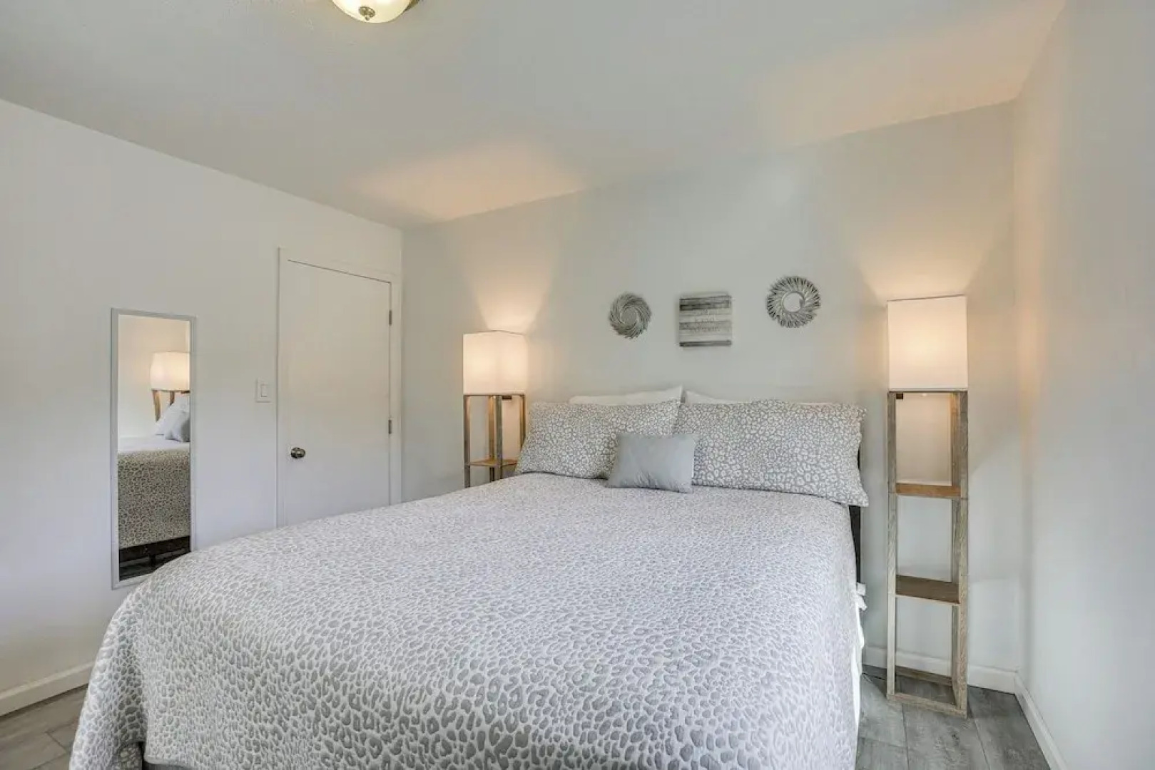 2 Blocks to Beach: Dog-friendly Oceano Cottage