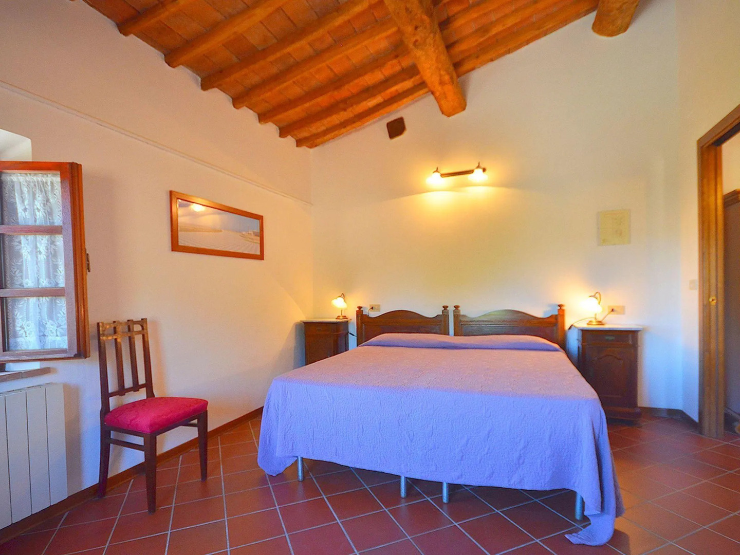 Scenic Farmhouse in Peccioli with Swimming Pool near Lakes