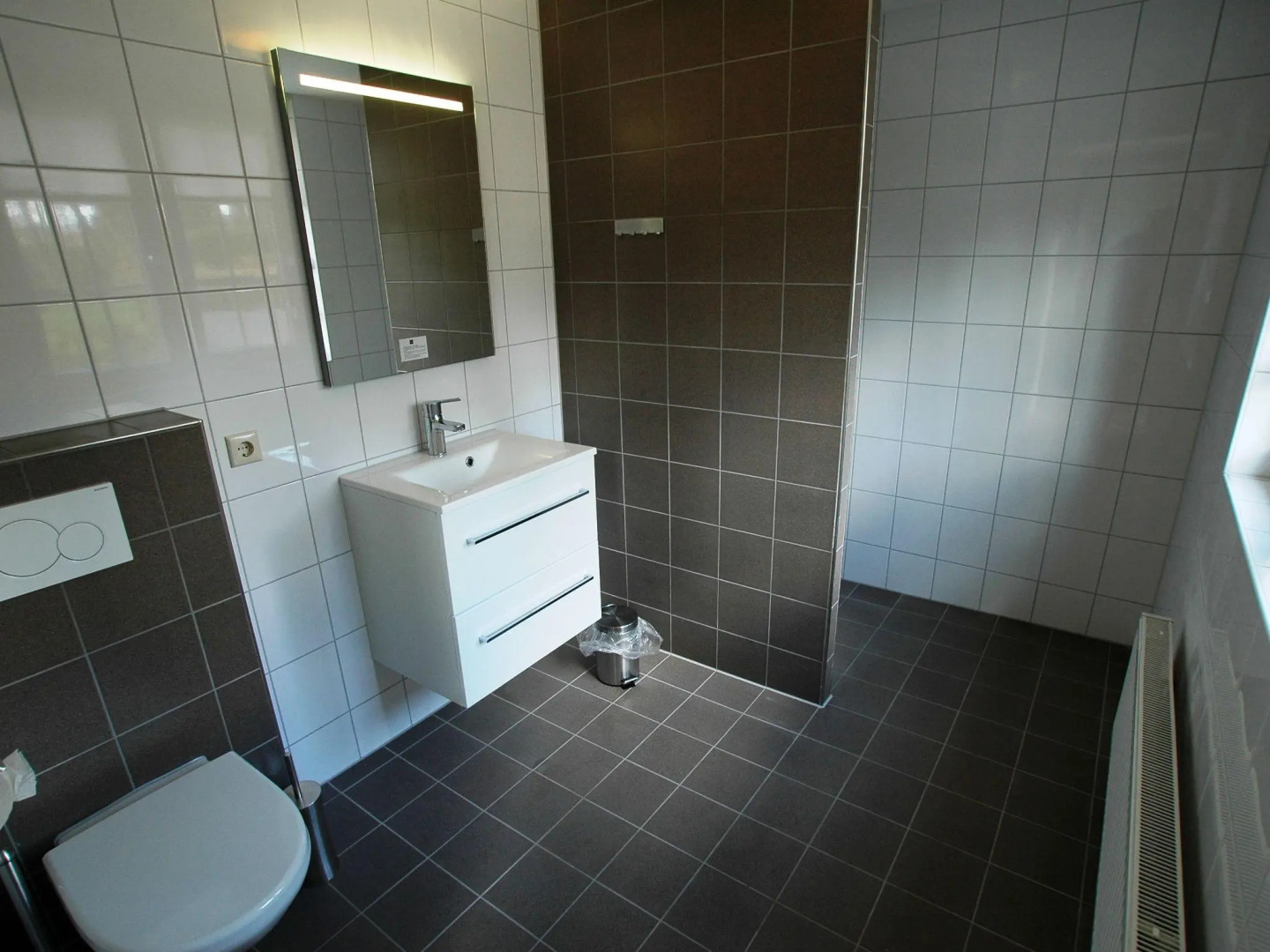 Detached Villa with Outdoor Fireplace near Veluwe