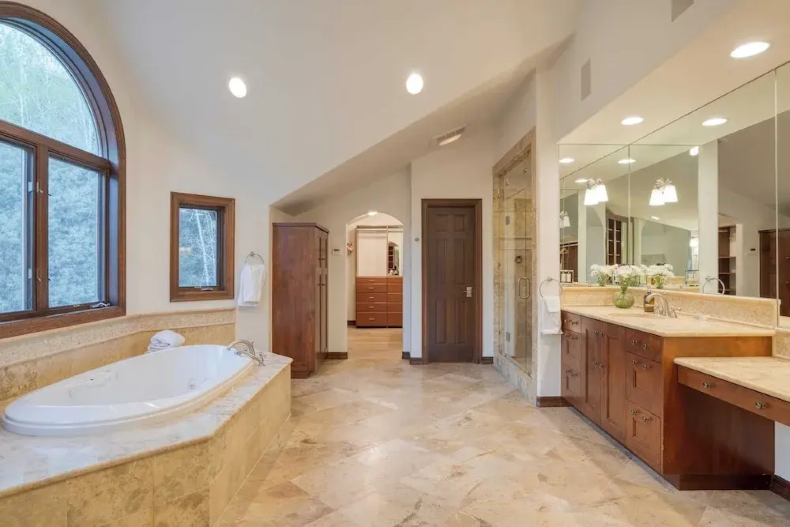 Cozy Edwards Retreat w/ Fireplace, Near Ski Resort Osprey Nest by Avantstay