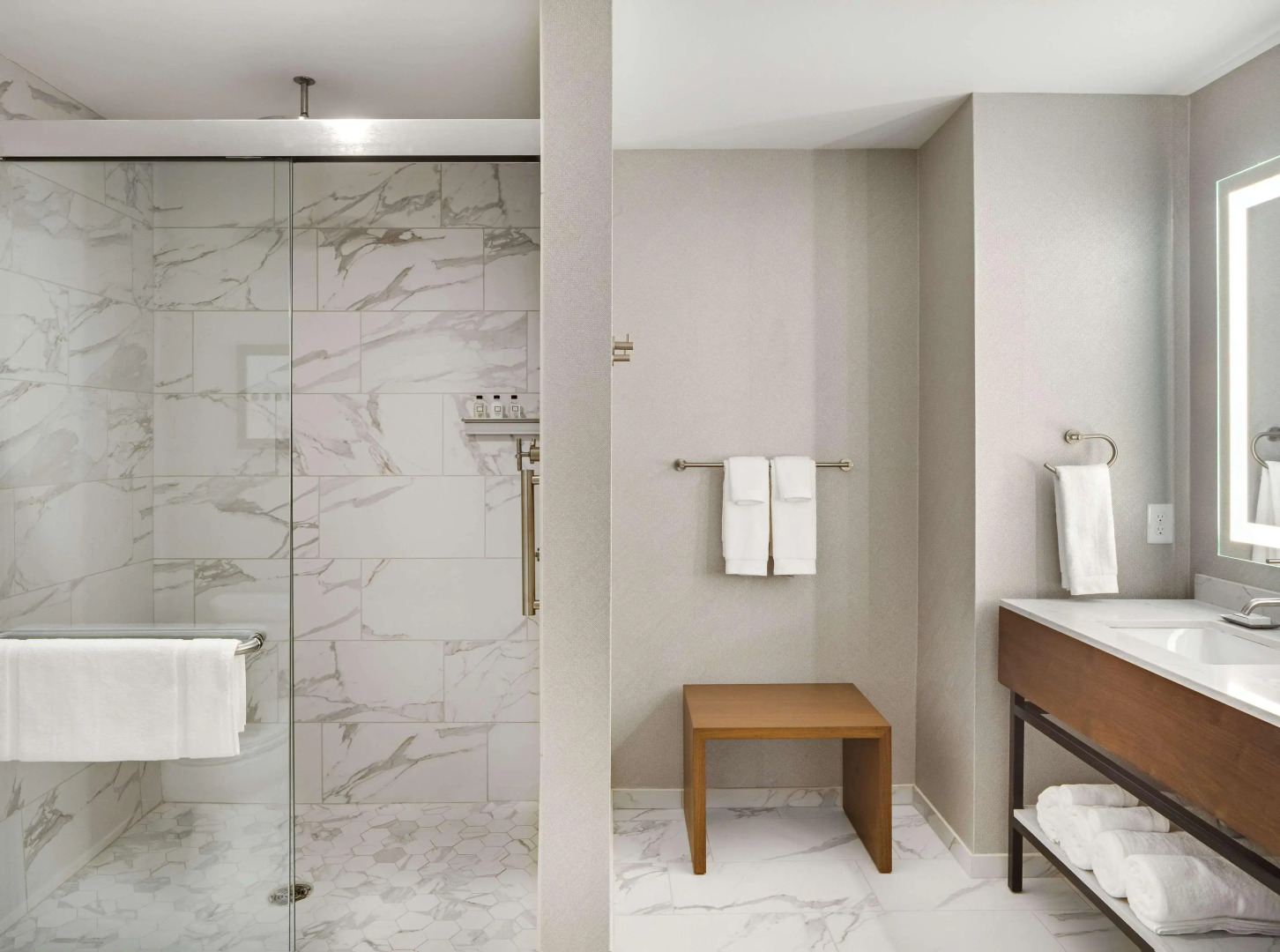 The Sire Hotel Lexington, Tapestry Collection by Hilton