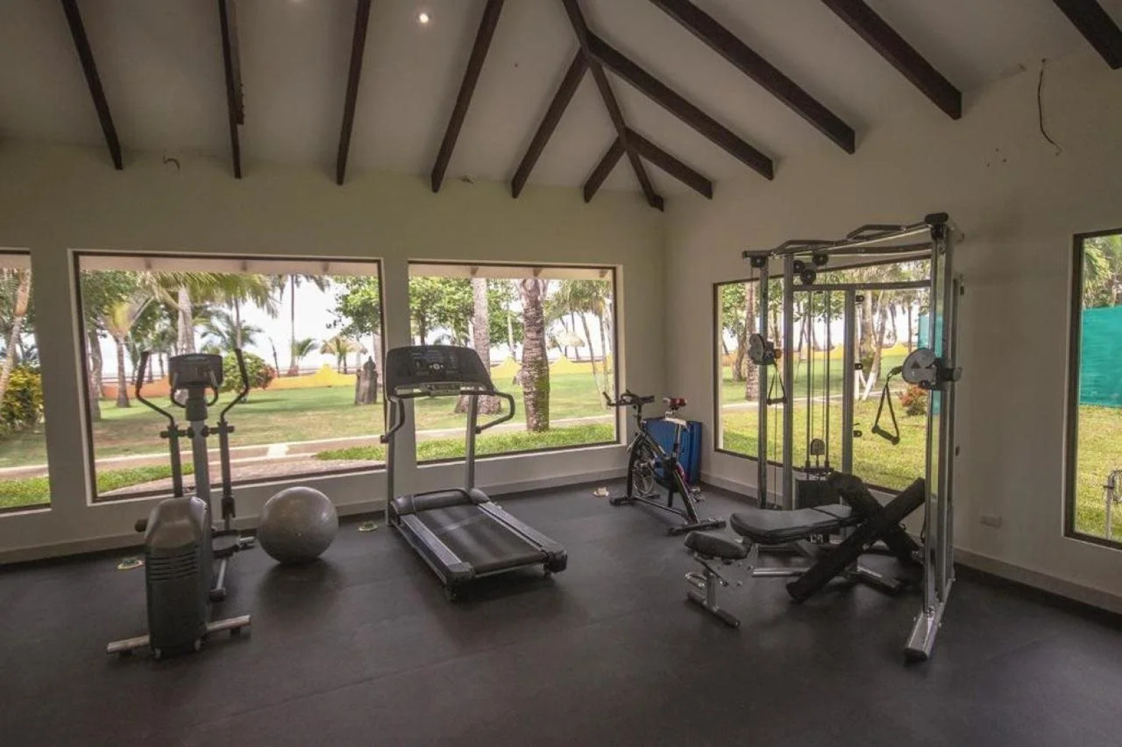 Sunset Del Mar Resort