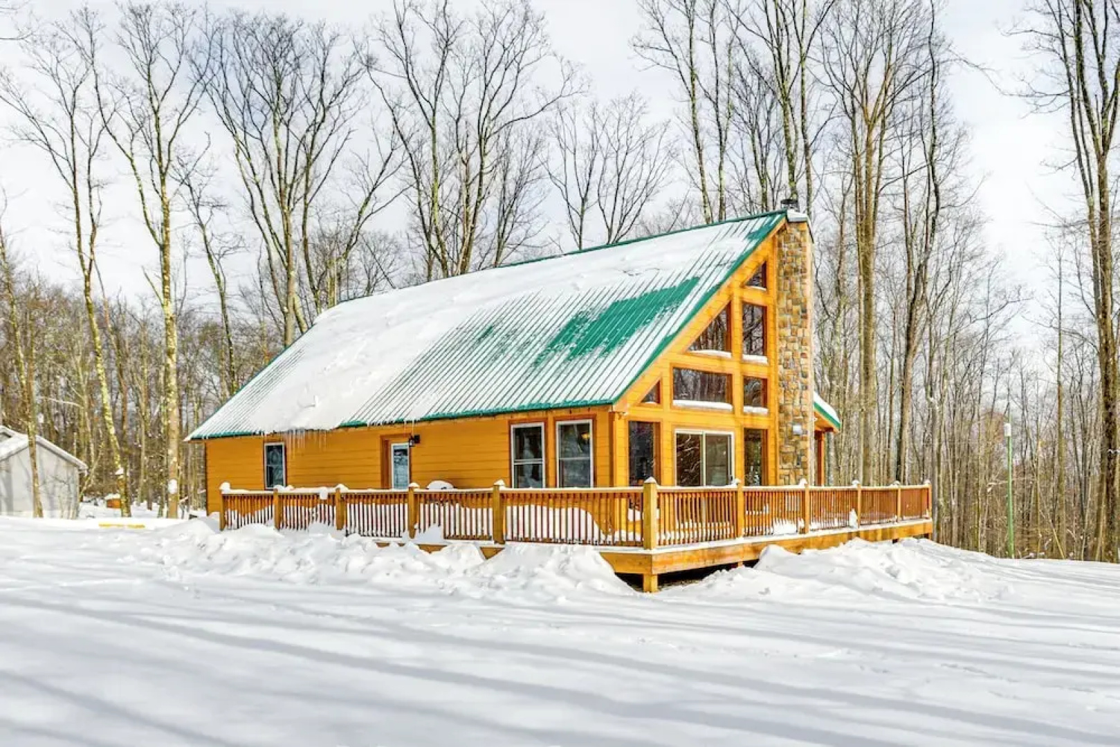 Hike, Ski & Raft: Terra Alta Cabin w/ Large Deck