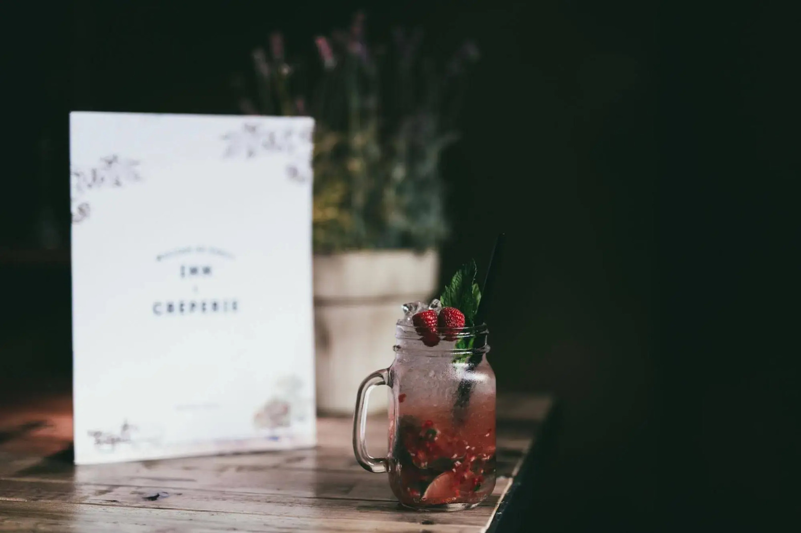 Le Petit Chateau & William de Percy