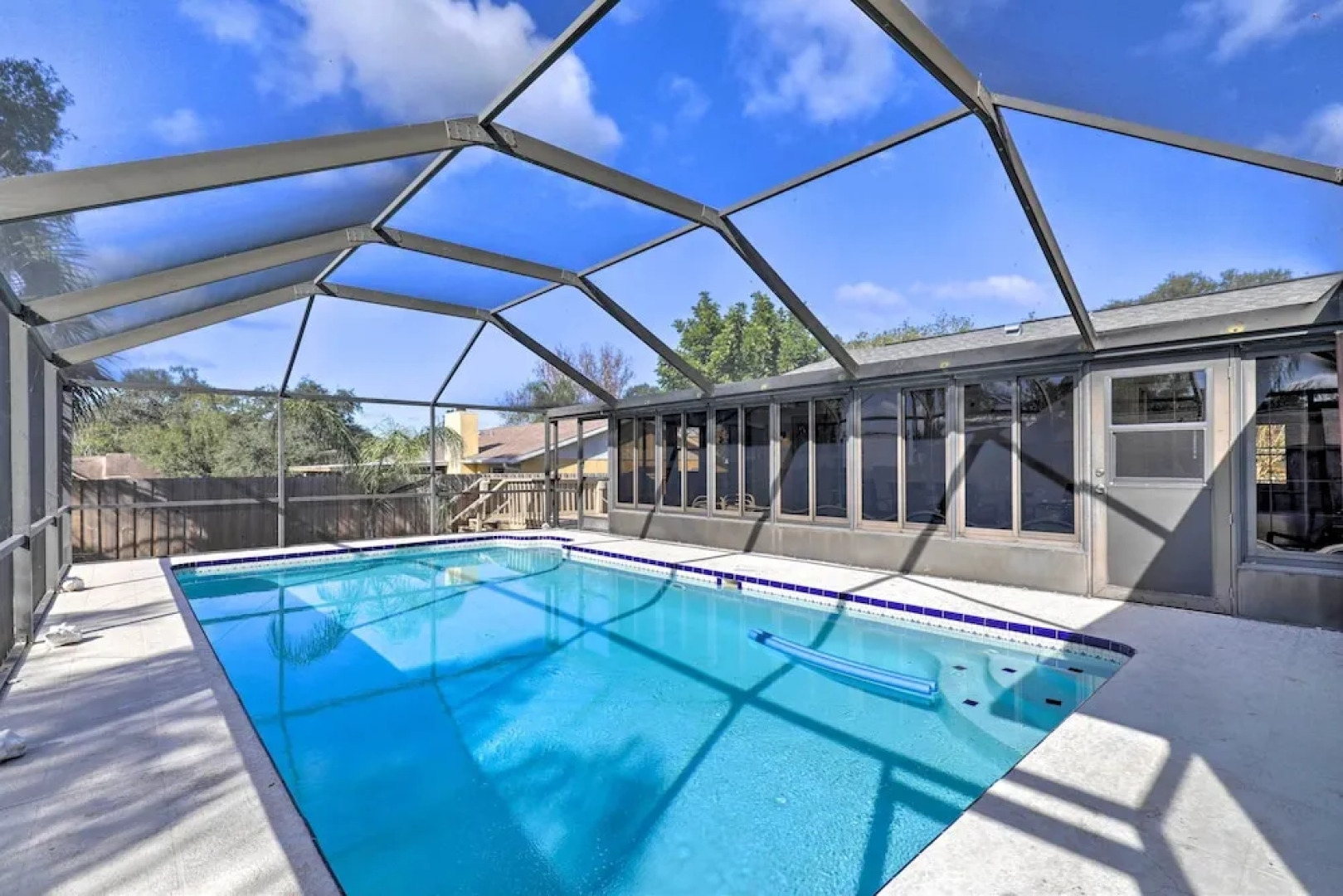 Near Beaches & Dining: Palm Harbor Gem w/ Pool