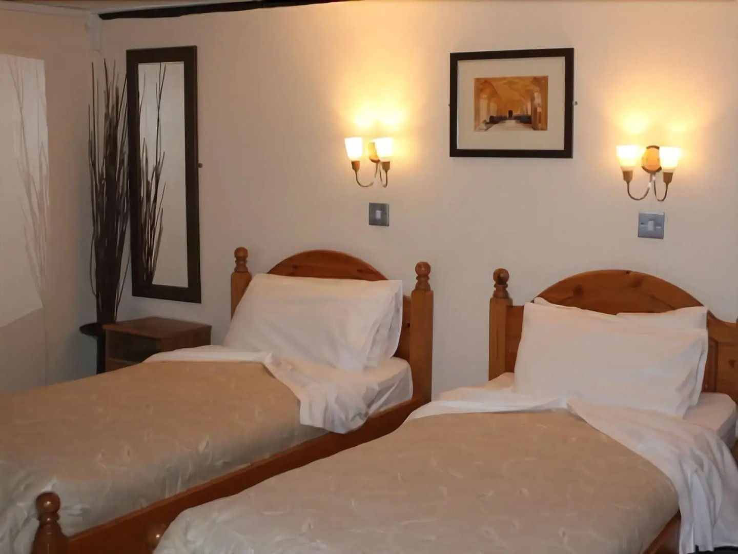 The Old Black Horse - Inn