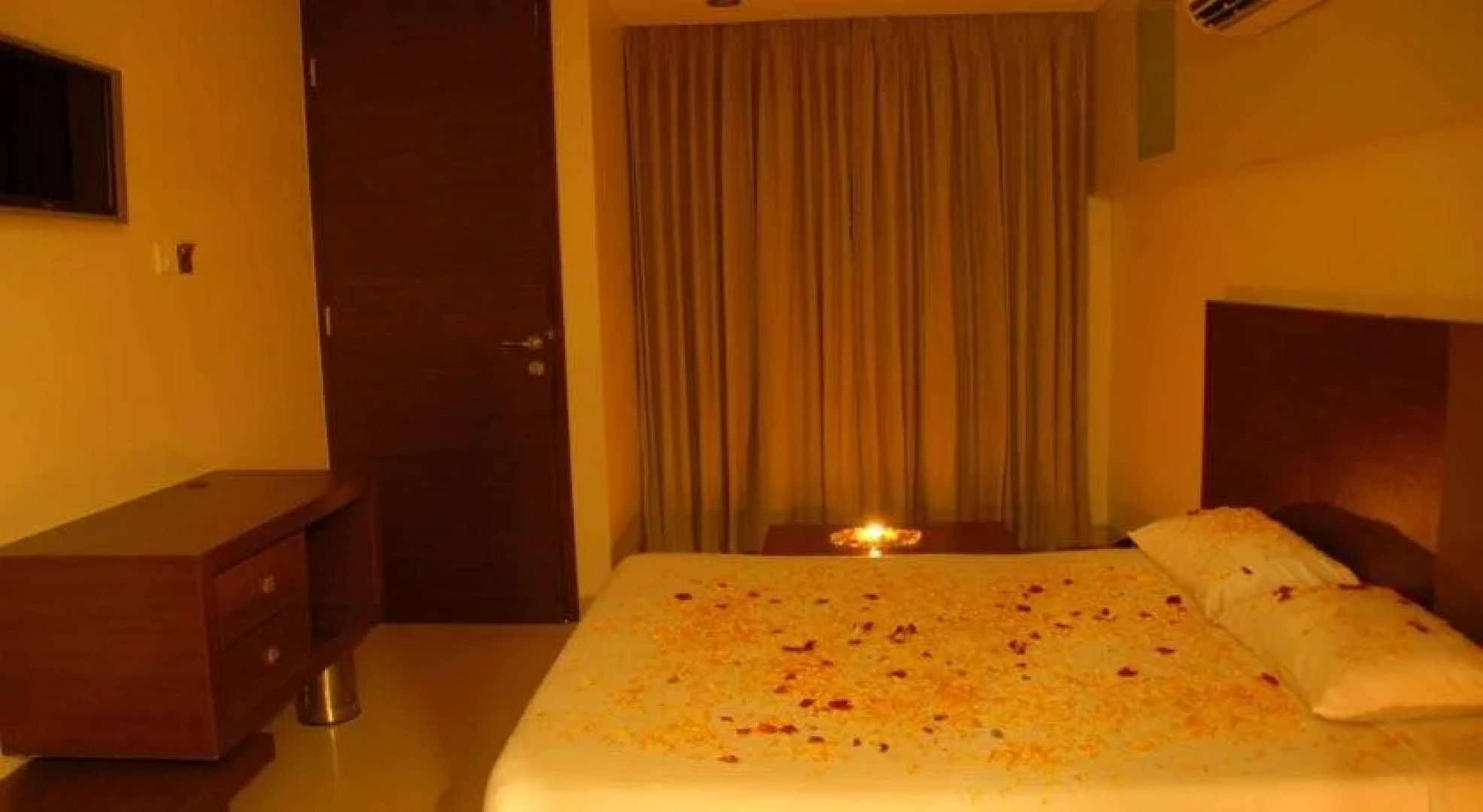 Silver Sands Beach Resort