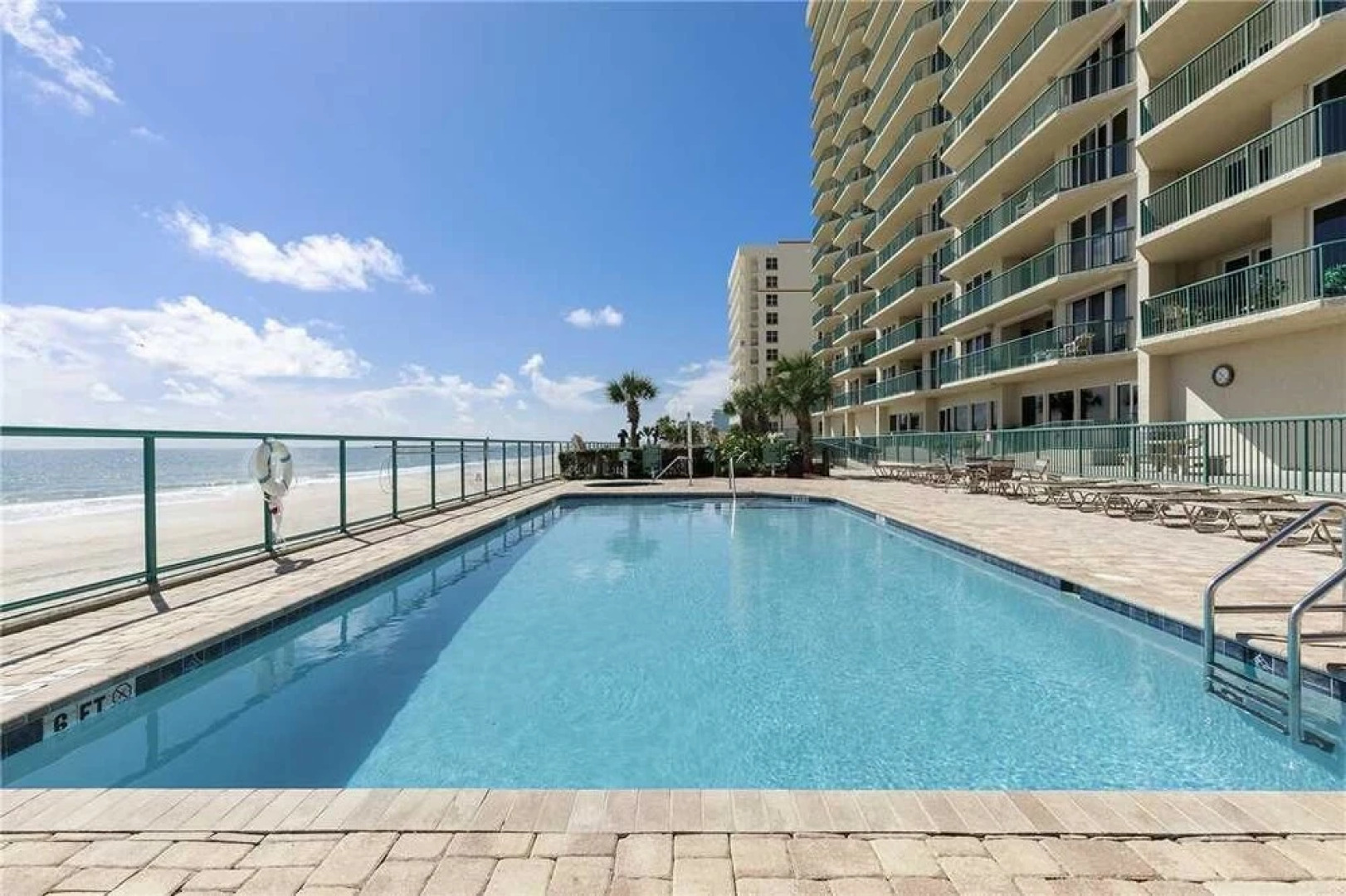 Towers Grande 402 - Two Bedroom Condo