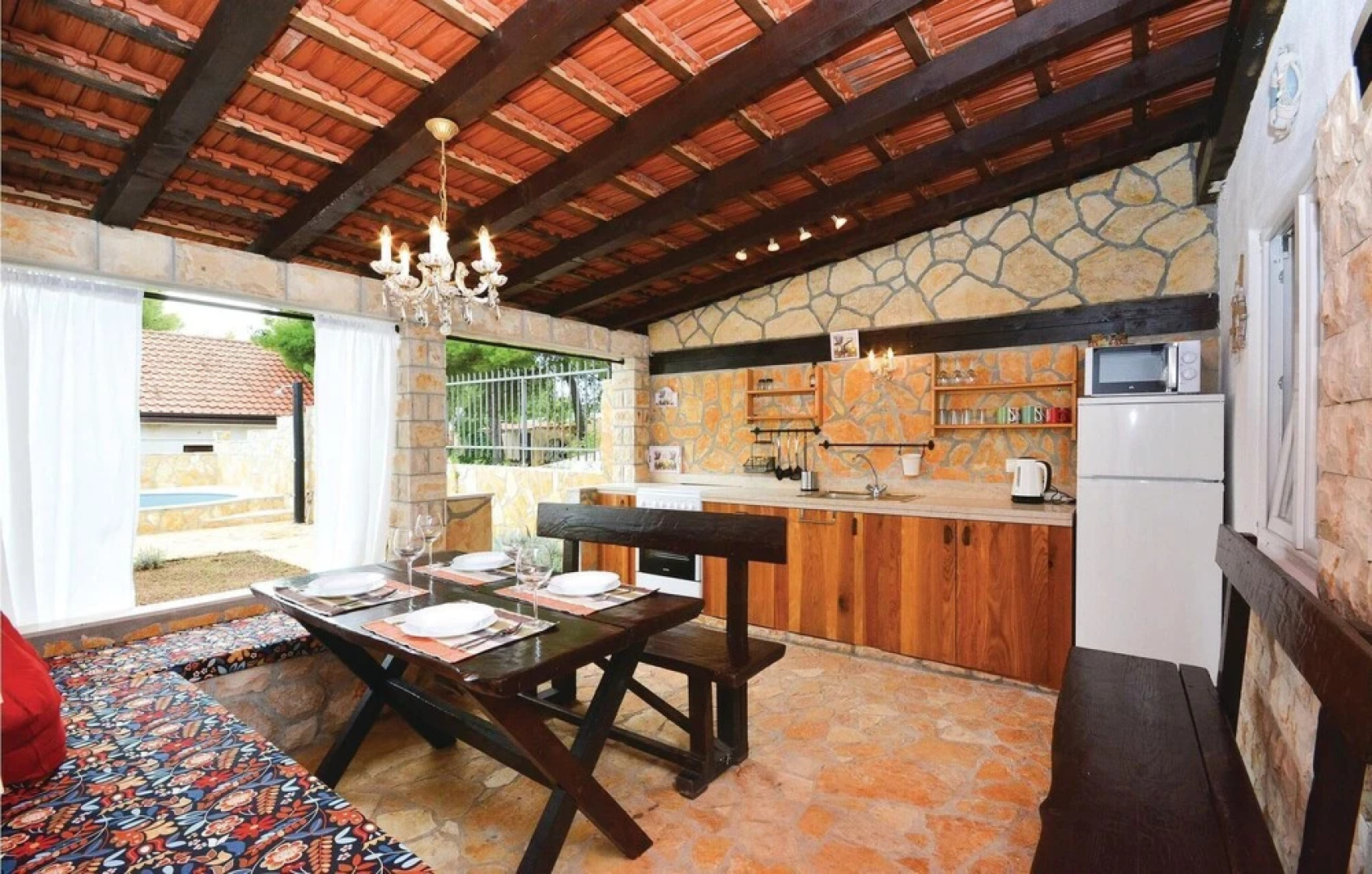 Stunning Home in Ivan Dolac With Wifi and 2 Bedrooms