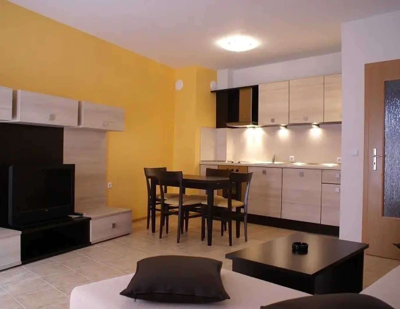 Hotel Royal Cove Residence