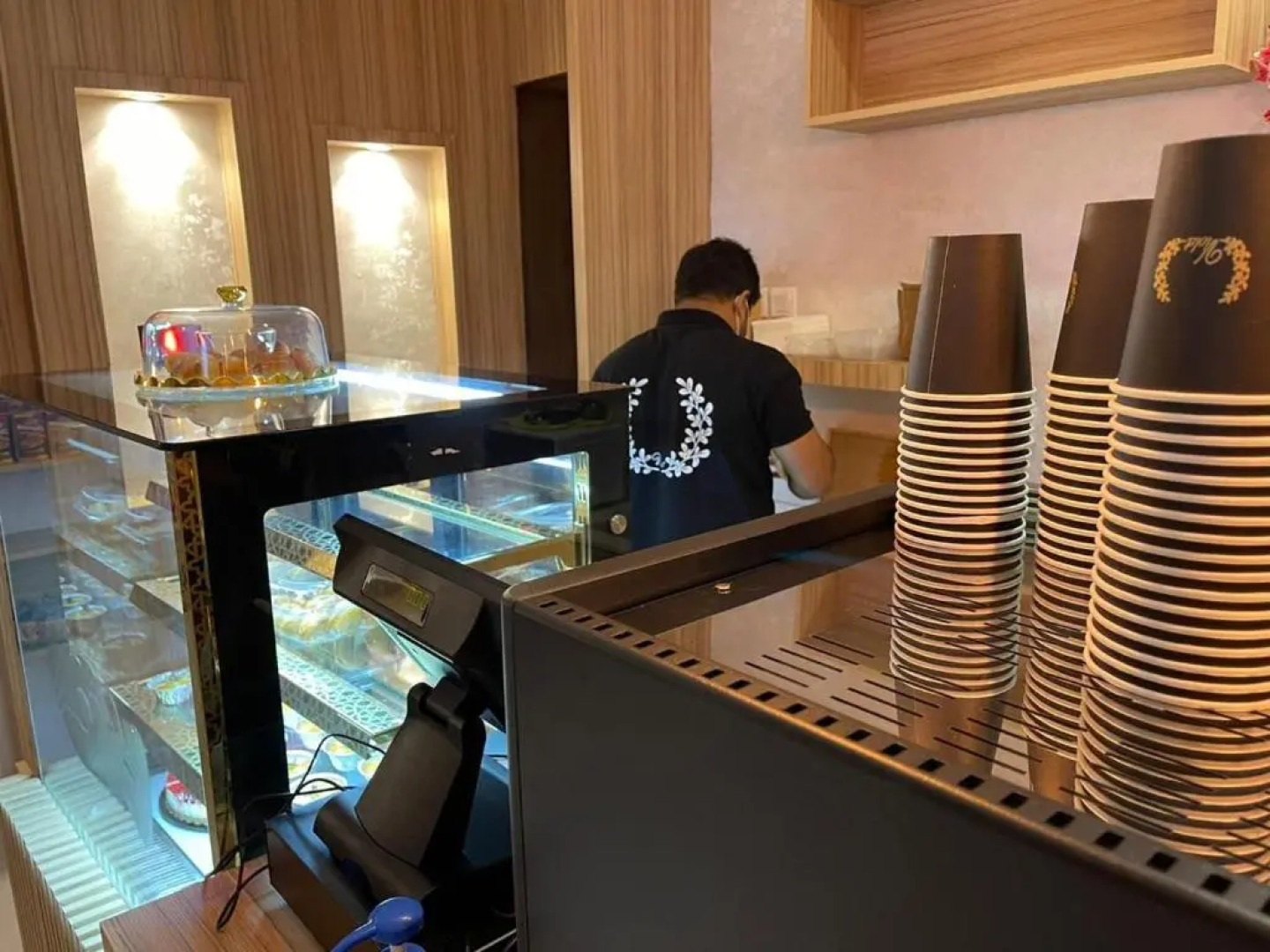 World of Violet فيوليت