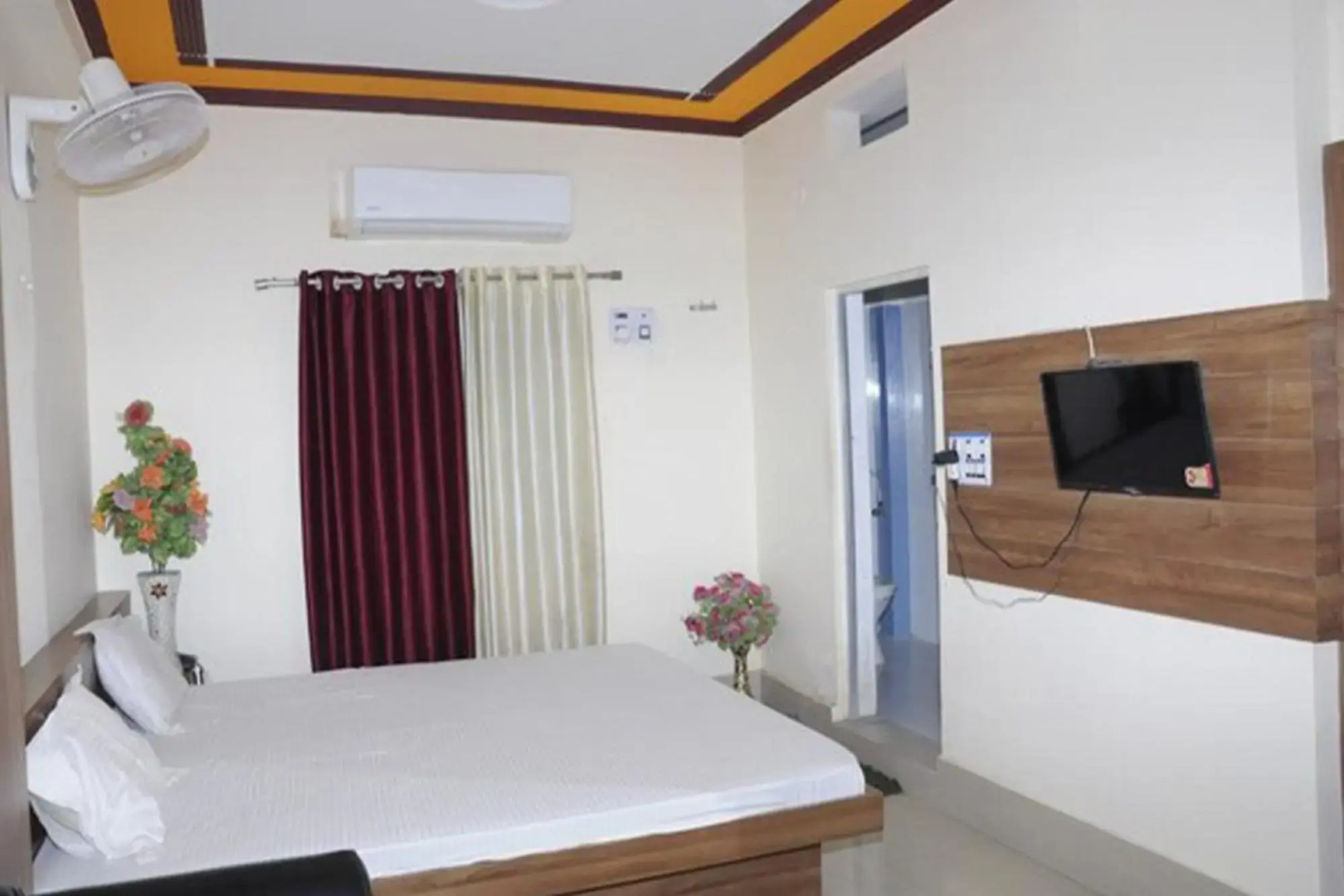 Goroomgo Maurya Royal Sasaram