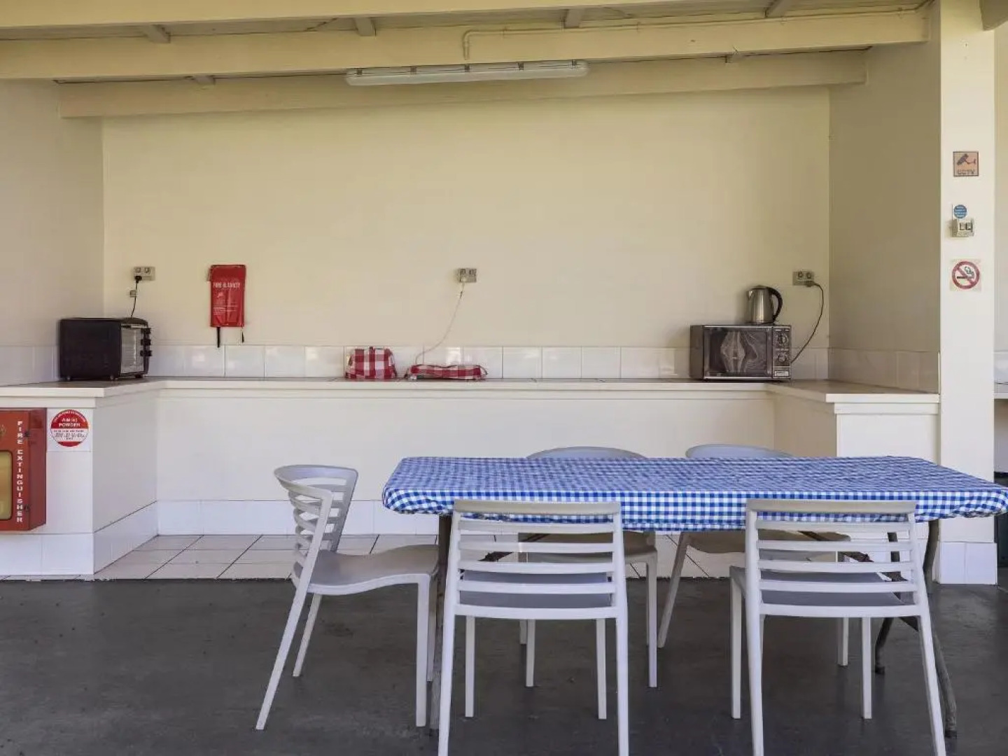 Nelson Bay Rd 4296 Cheeky Tiki