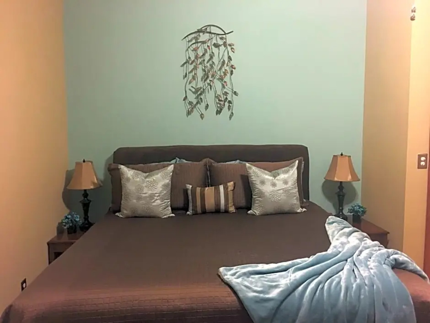 The Perry Riverhouse