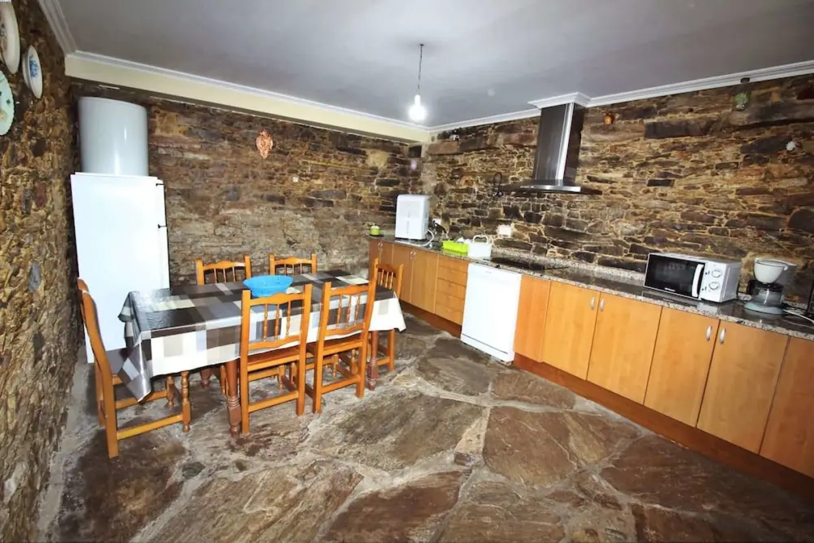 Casa Embalse do Ézaro