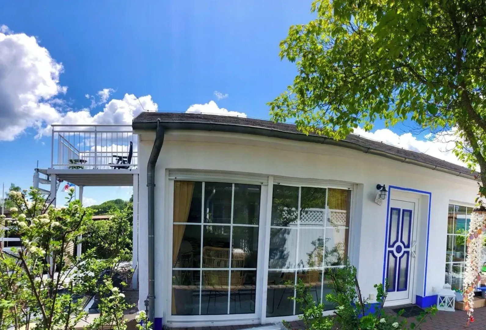 Serene Waterview Retreat 2 Bedrooms in Mönkebude, Germany