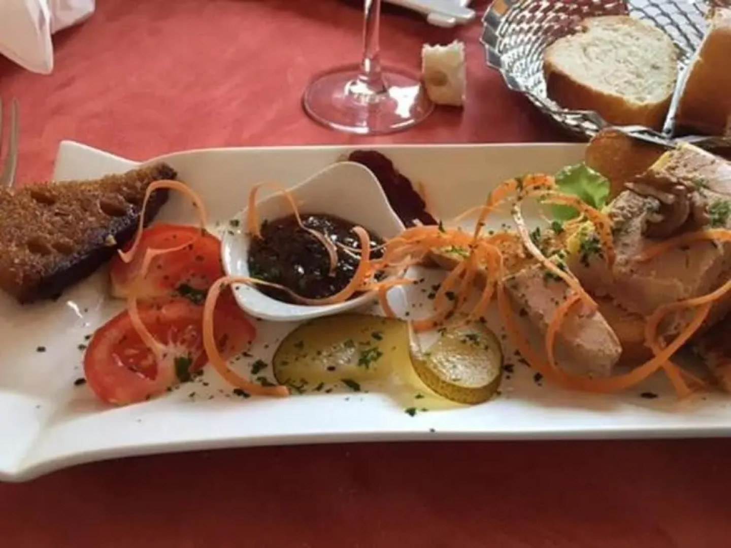 Apartment With one Bedroom in Jumilhac-le-grand, With Wonderful City View, Enclosed Garden and Wifi