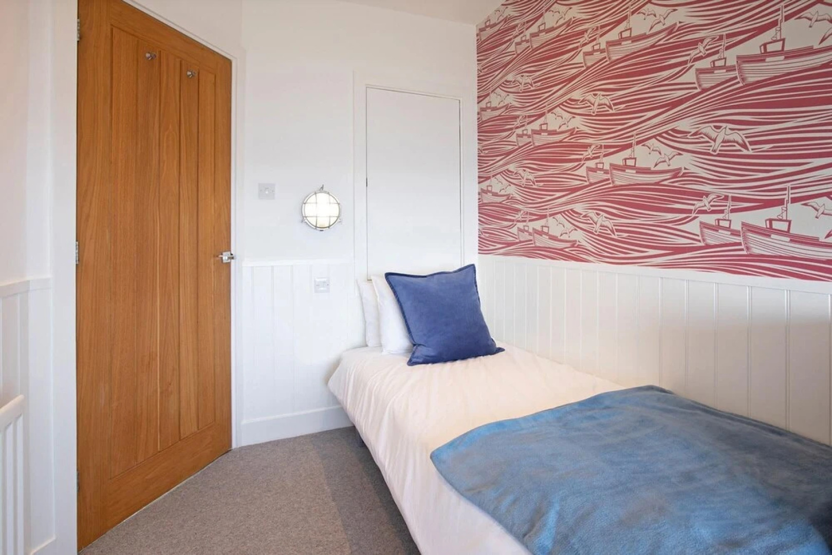 Host Stay Craster Rocks