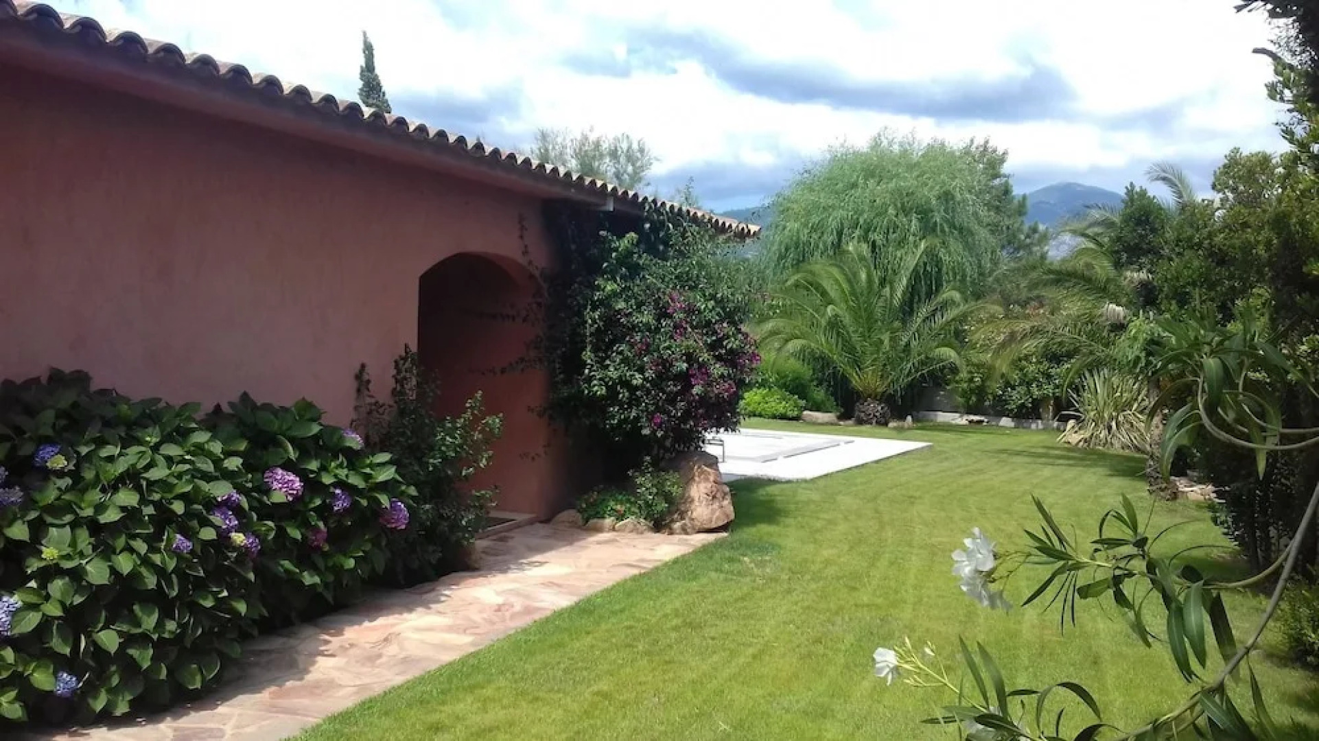 Villa With 4 Bedrooms in Sainte Lucie, Porto Vecchio, With Wonderful M