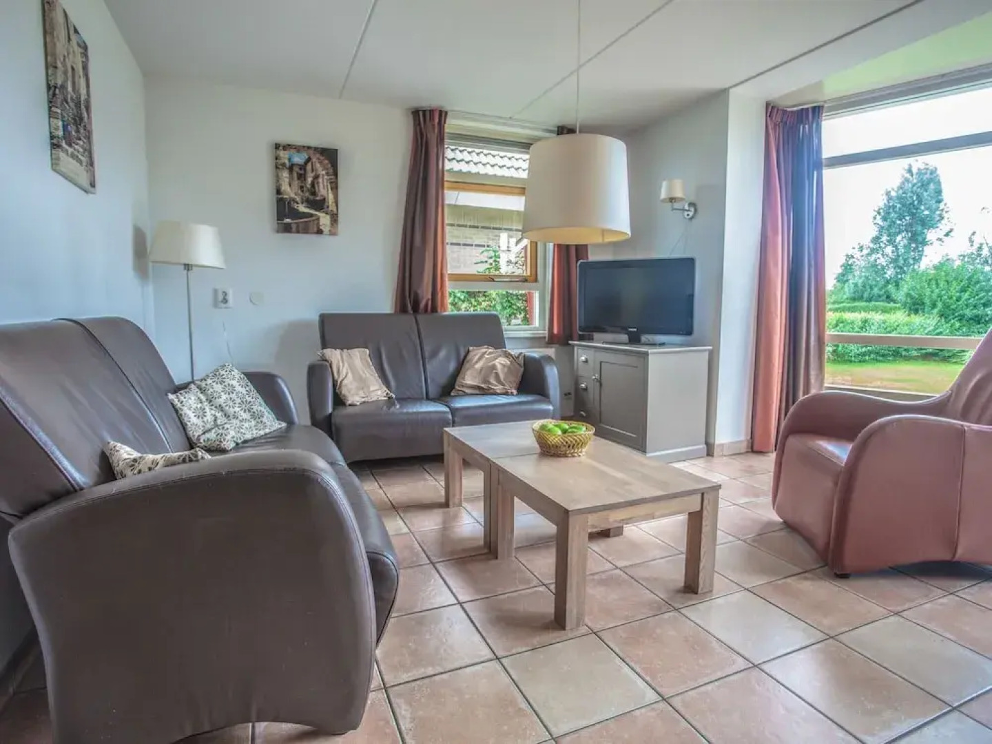 Beautiful House With Sauna Near Ijsselmeer