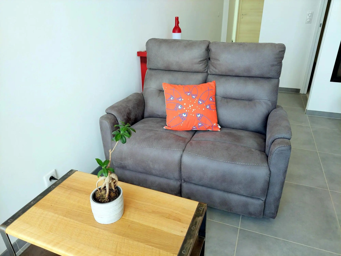 Apartment in top location, sea view, direct access to the beach, Plonévez-Porzay