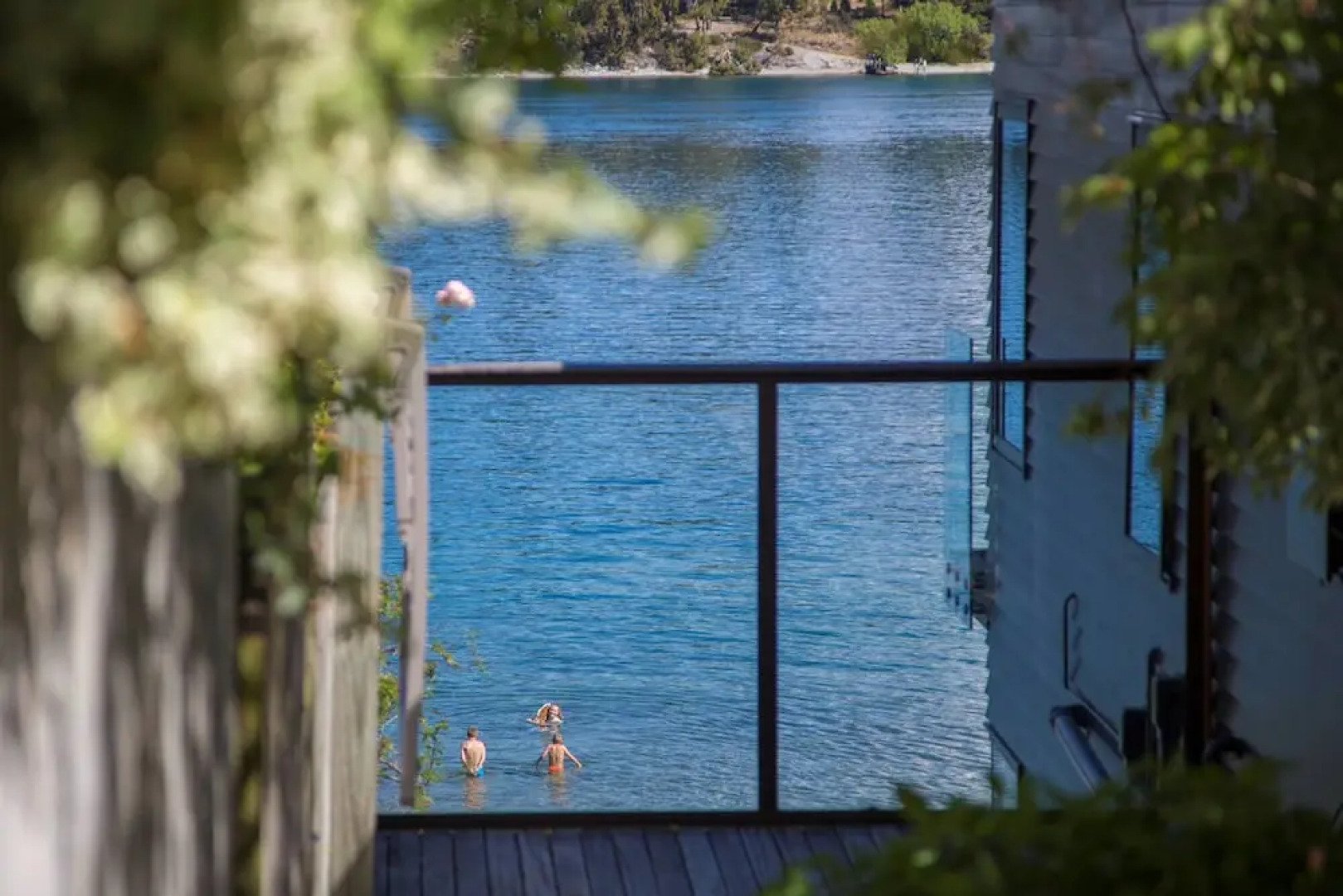 The Bay House - central and lakefront