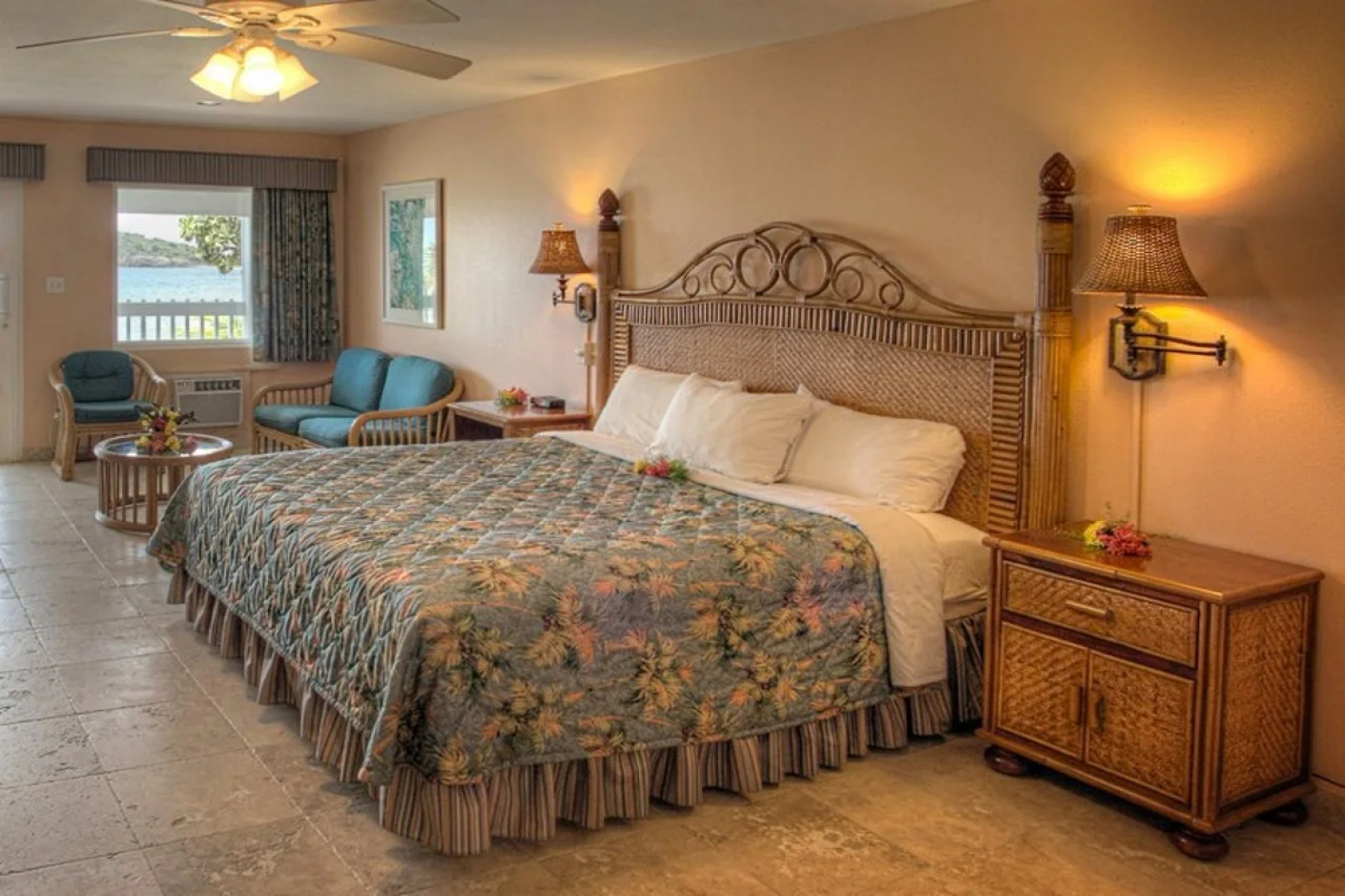 Tamarind Reef Resort Spa & Marina