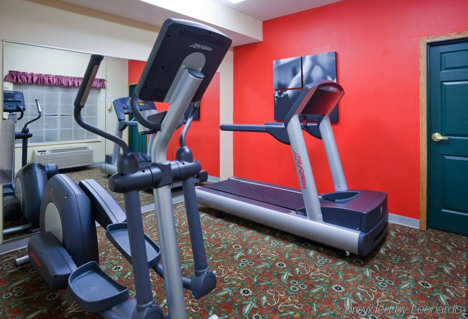 Country Inn & Suites by Radisson, St. Cloud West, MN