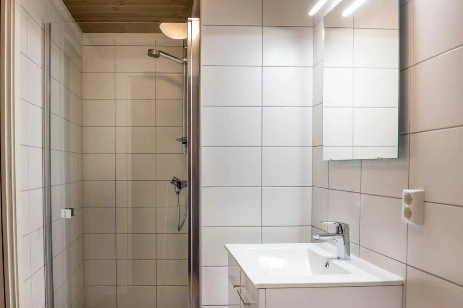 Slåttastølen Leiligheter by Geilolia