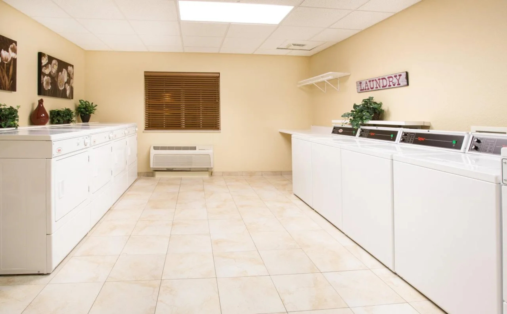 Candlewood Suites Kenosha – Pleasant Prairie by IHG