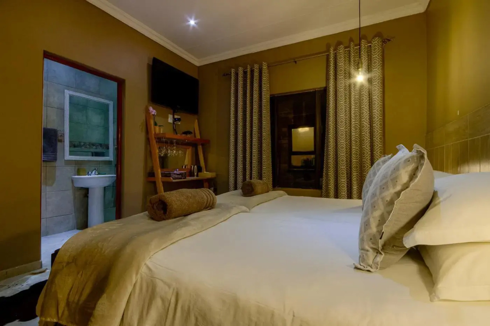 St Lucia Livingston Lodge