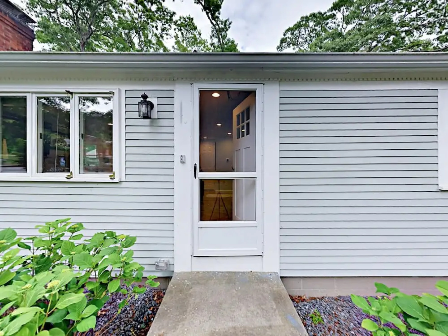 56 S Yarmouth Rd Home 3 Bedrooms 2 Bathrooms Home