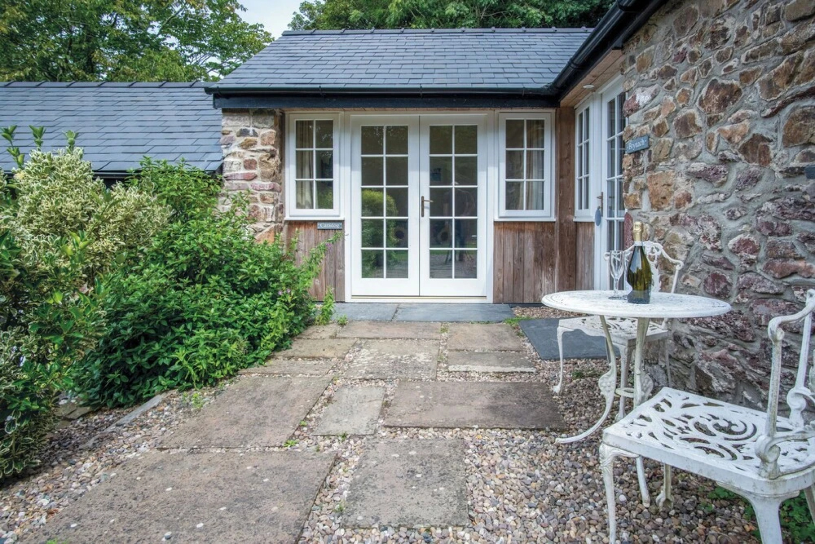 Caradog - 1 Bedroom - St Ishmael's