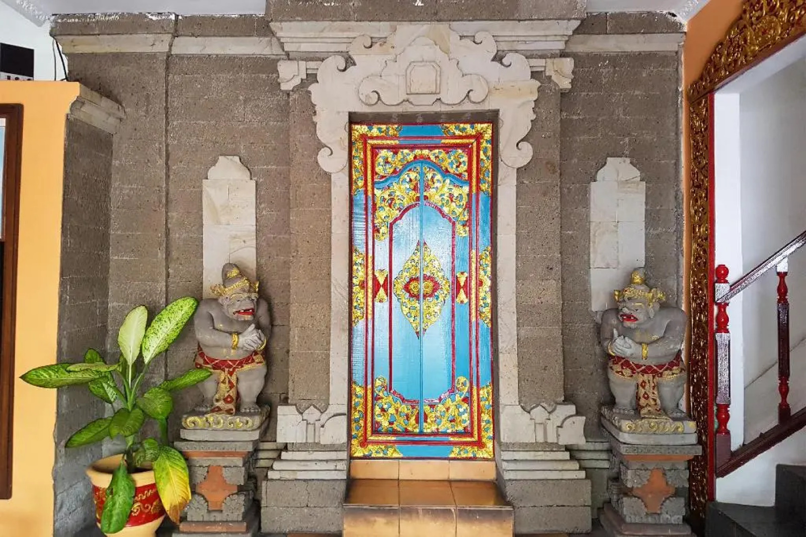 OYO 3244 Grand Chandra Hotel