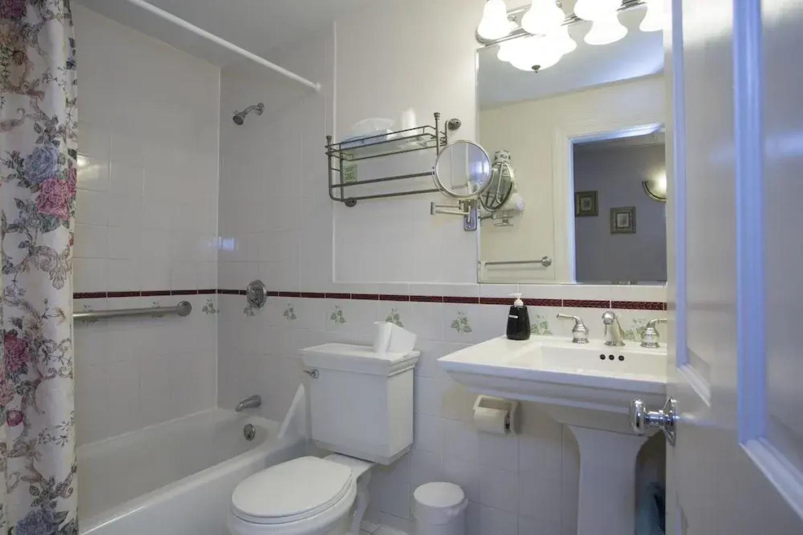 Irving House At Harvard