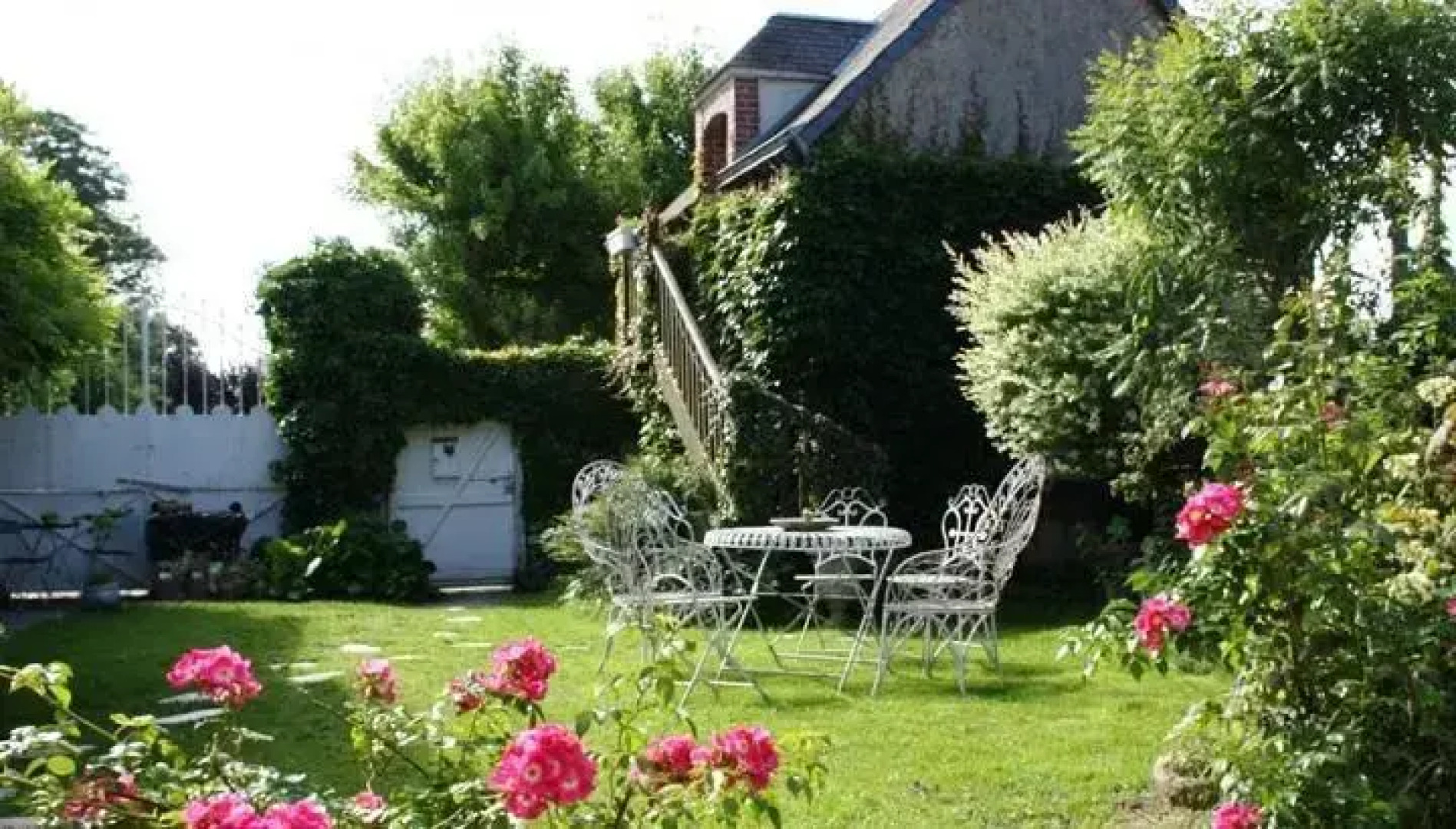 Maison dHotes à lOmbre Bleue