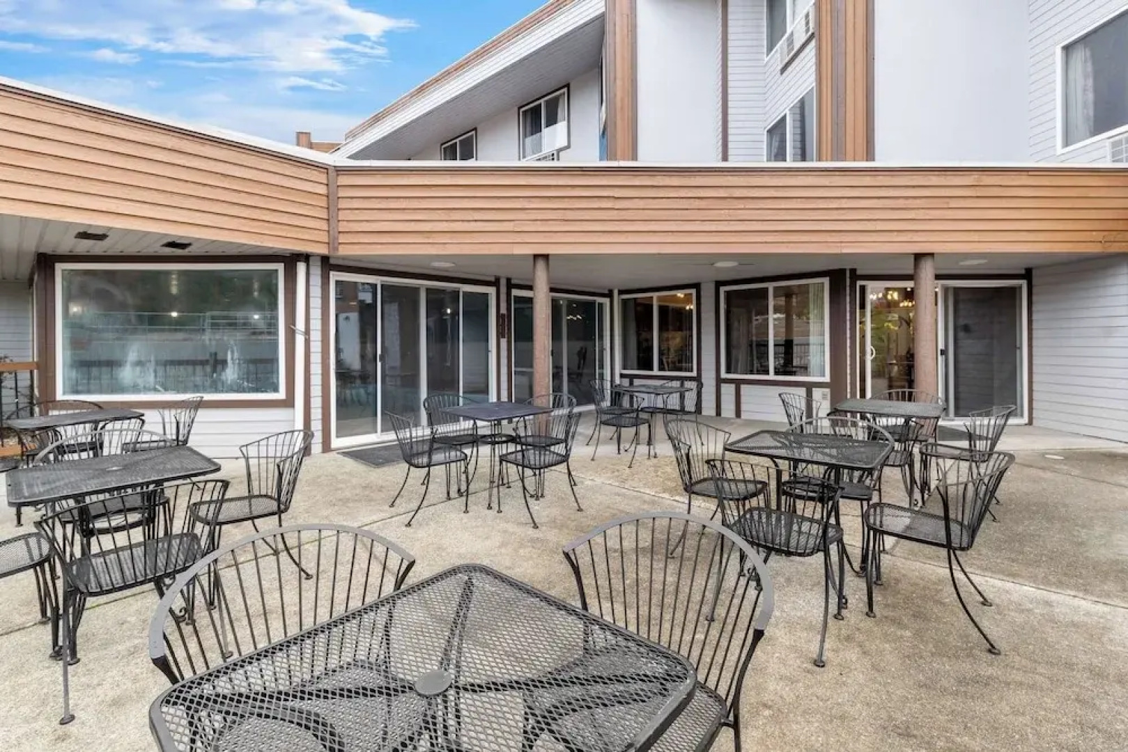 Travelodge Parksville