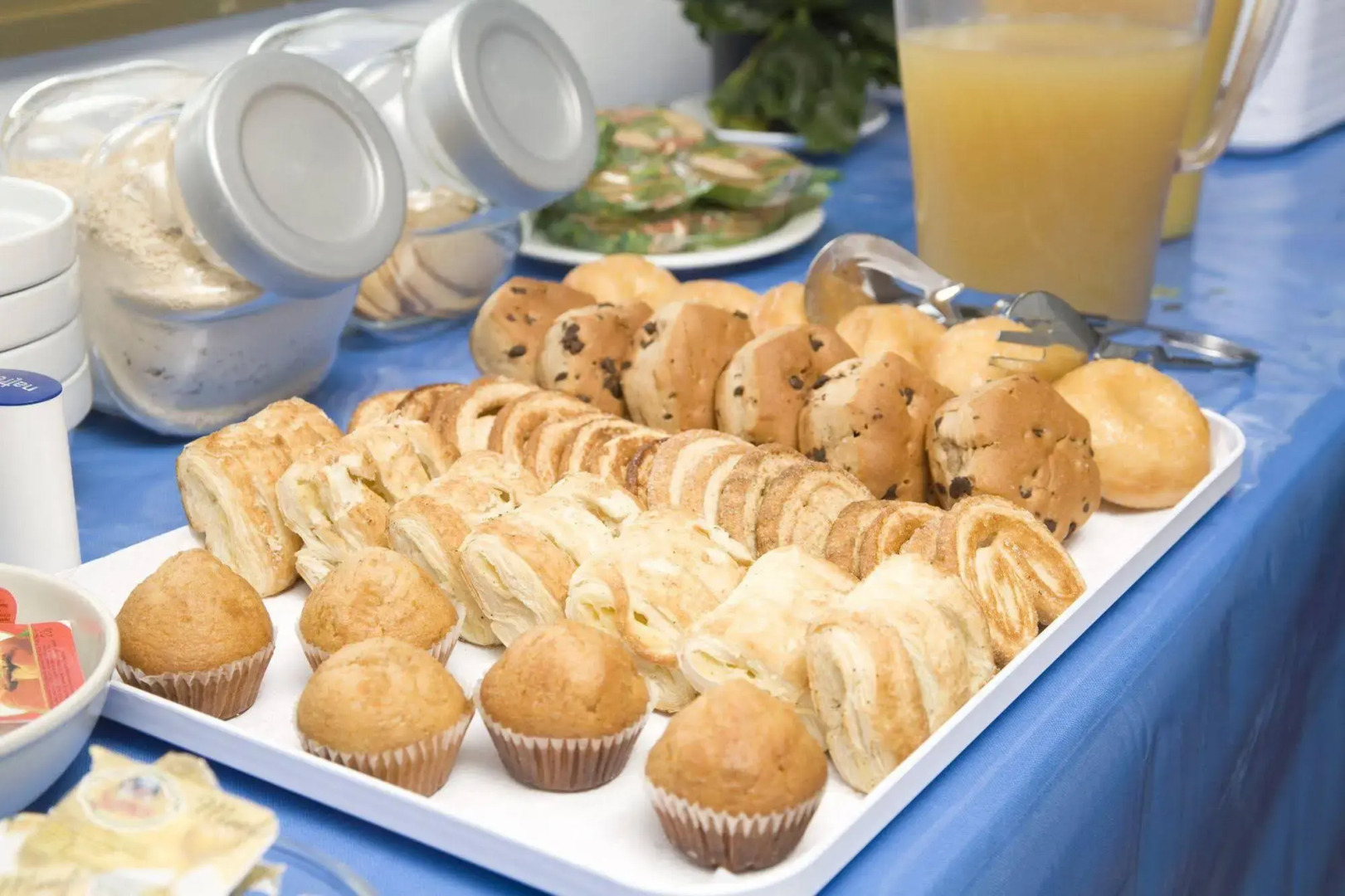 Hotel Adonis Capital