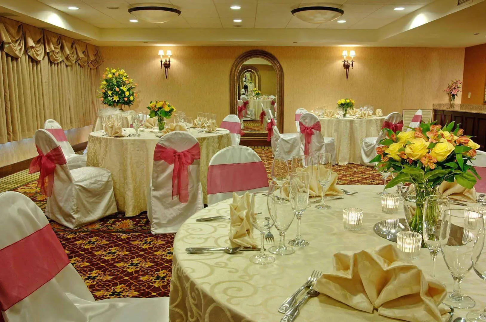 Holiday Inn Washington-Dulles International Airport by IHG