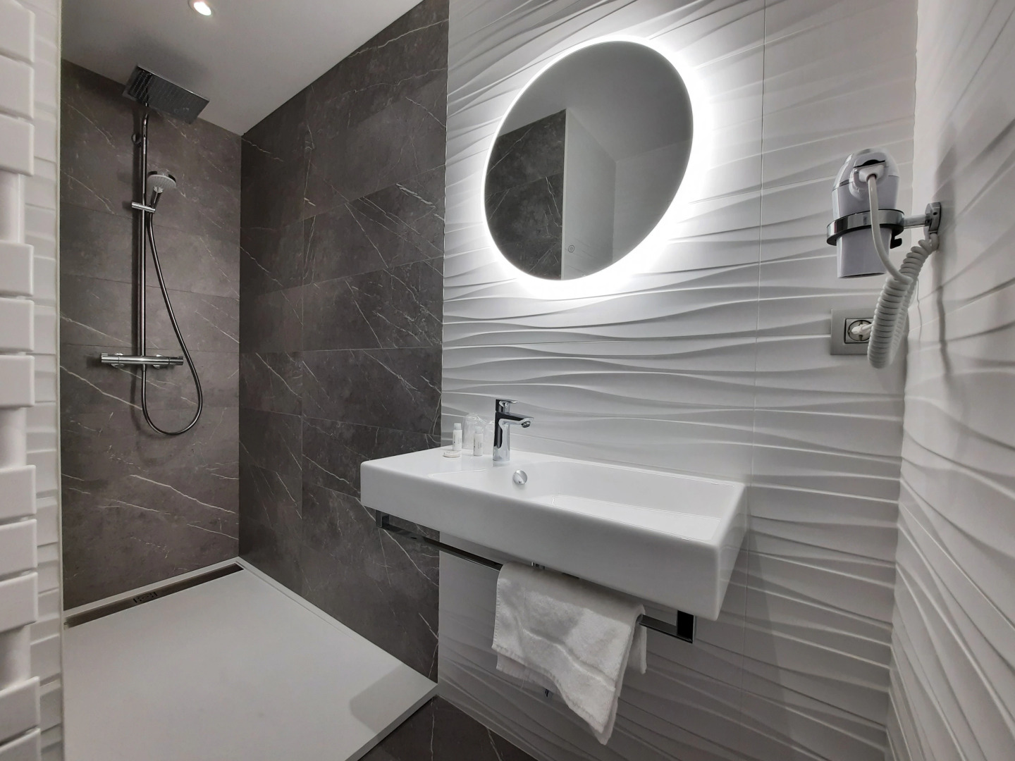 Campanile Caen Centre - Gare