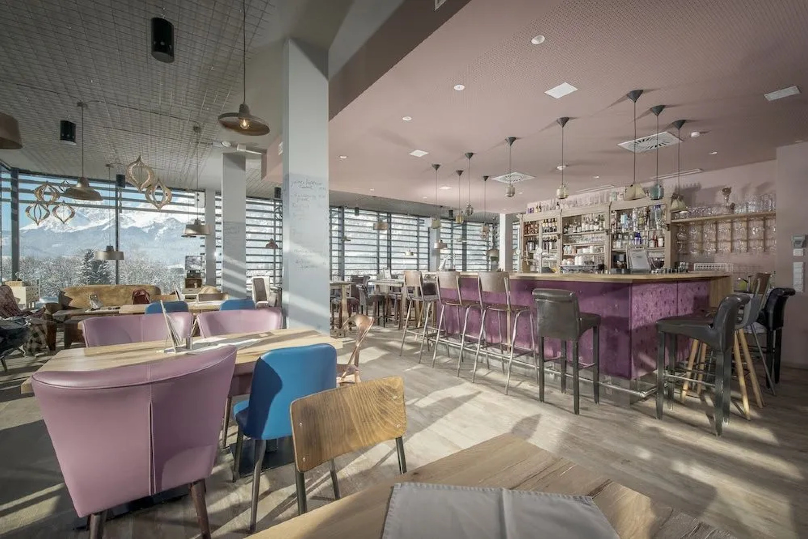 Cubo Sport & Art Hotel