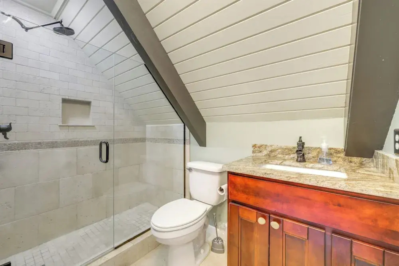 Blue Ridge Pkwy View & Deck: Brevard Home!