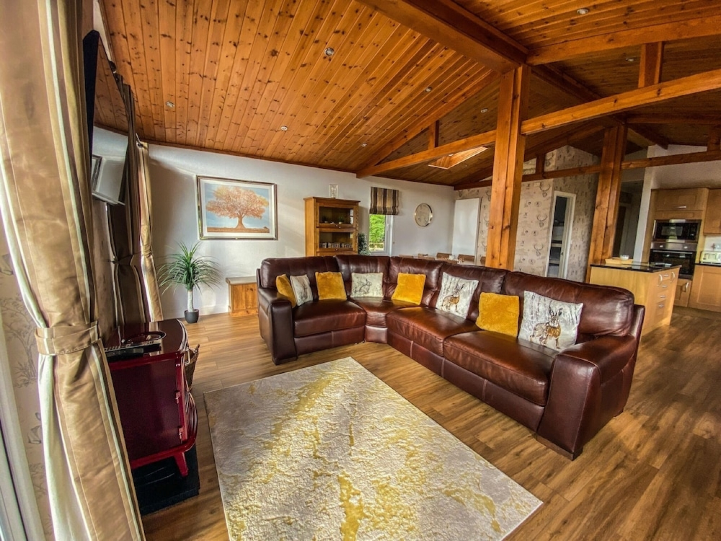 Immaculate 3-bedroom Private Lodge Near York