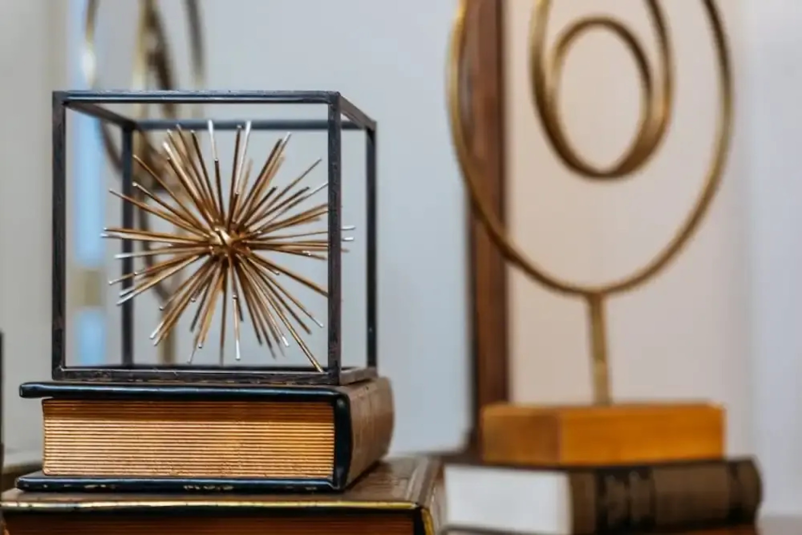 Tailwinds Farm, Secluded On The River, Amazing Views 4 Bedroom Home by Redawning