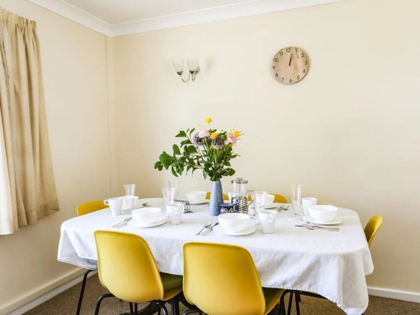 Homely, 4-bed House Close to Stunning Beach