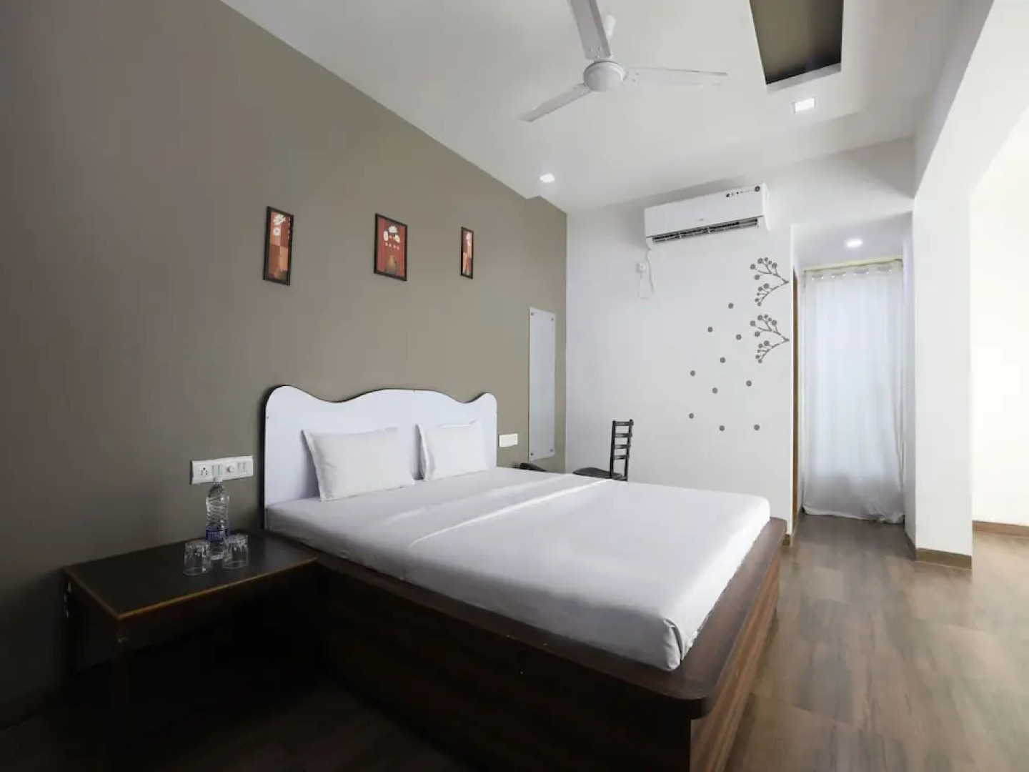White House Beach Resort by OYO Rooms