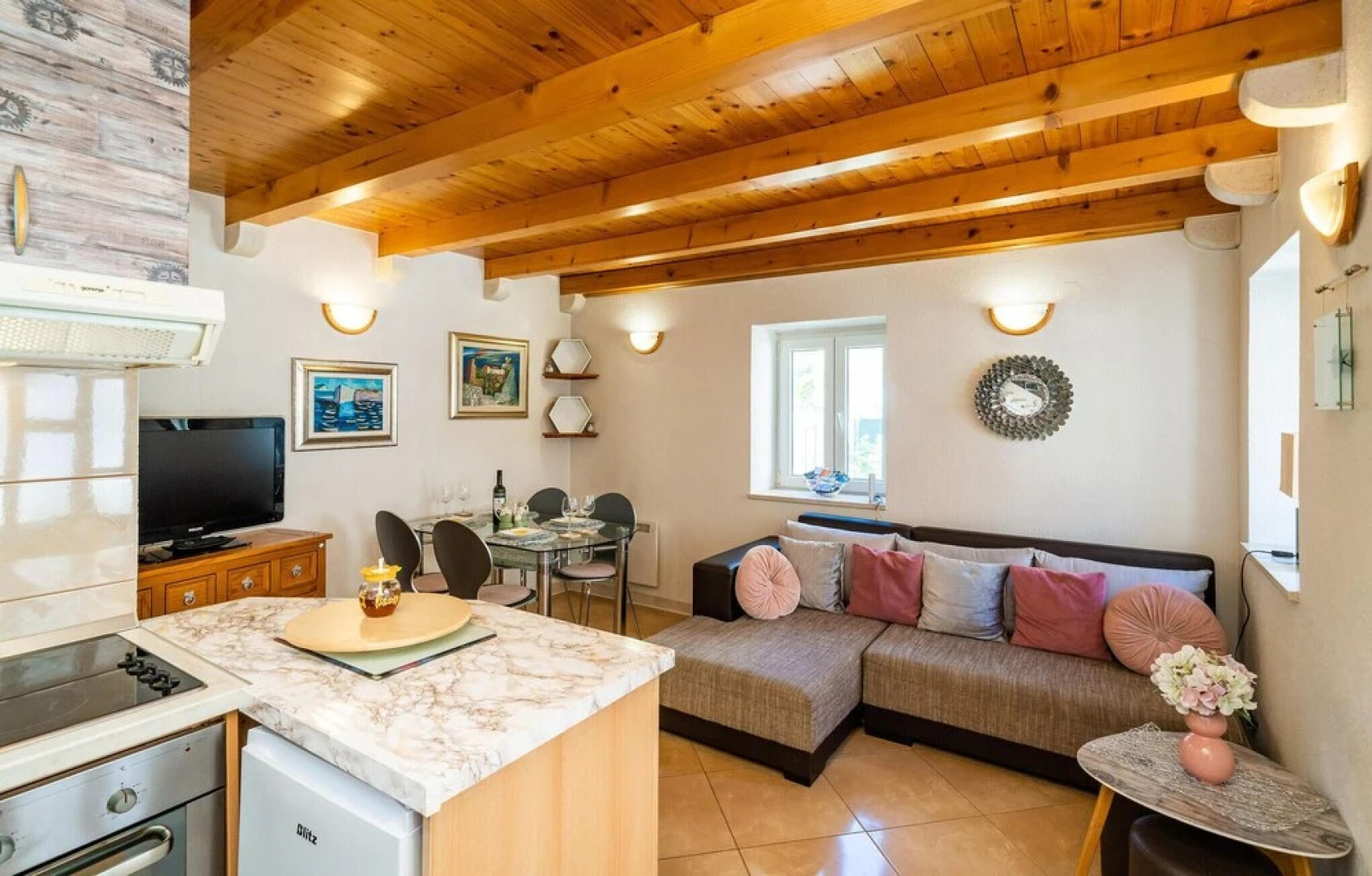 Amazing Home in Komolac With Wifi and 1 Bedrooms