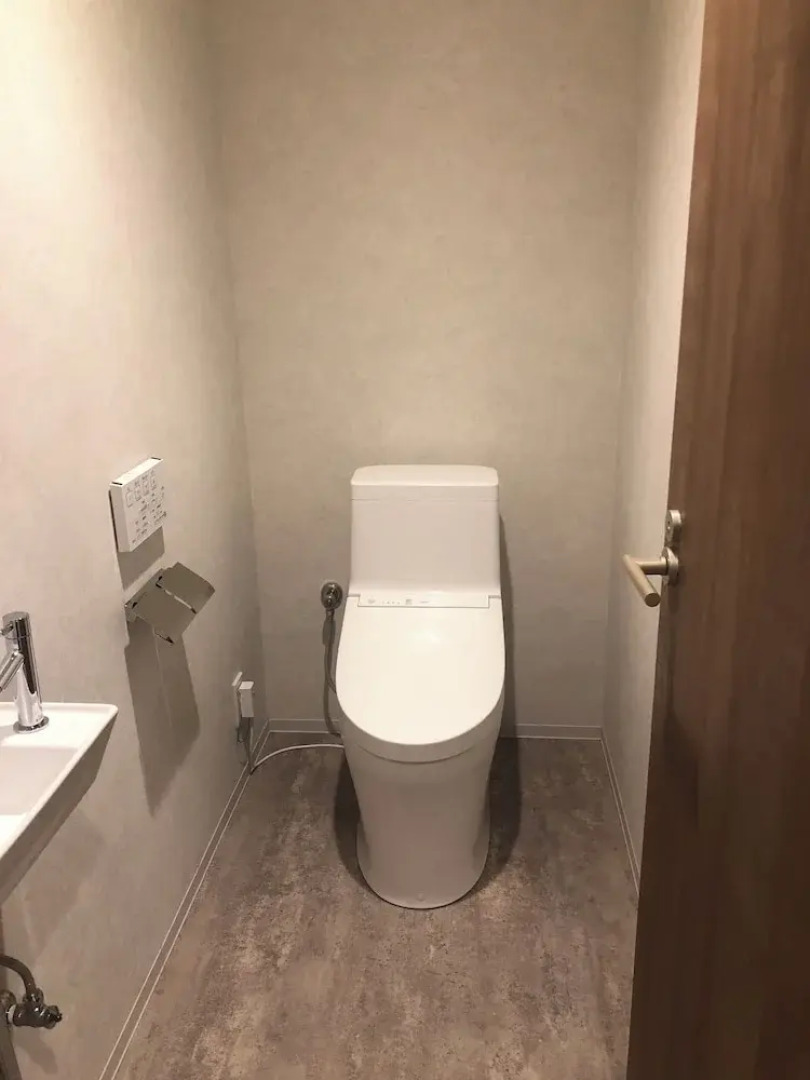 OHWA hostel minowa station